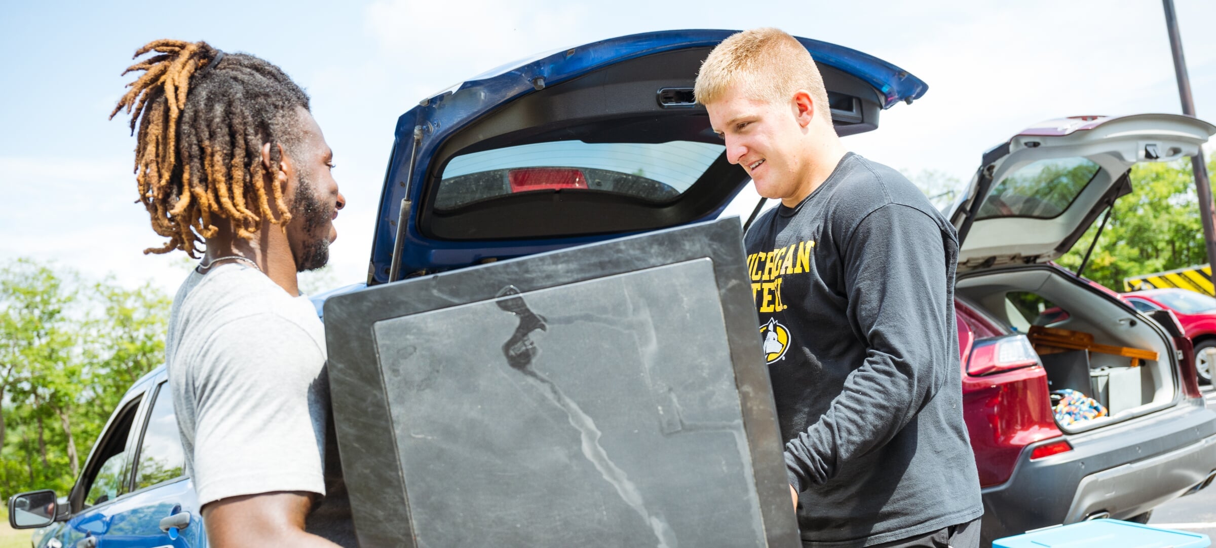 Move-Out on Campus