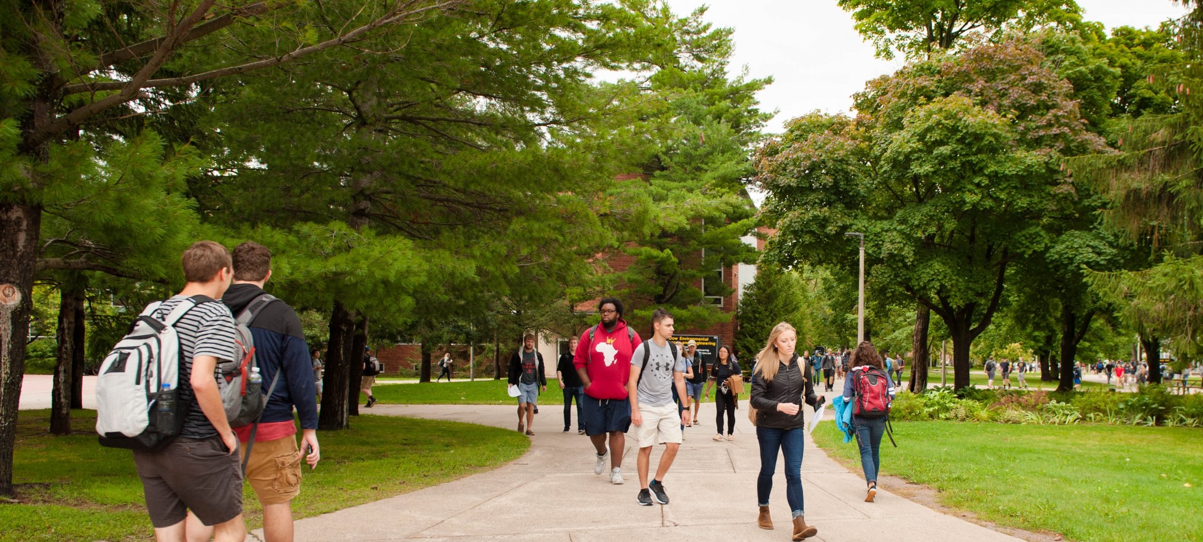 Students walking on the Michigan Tech campus.