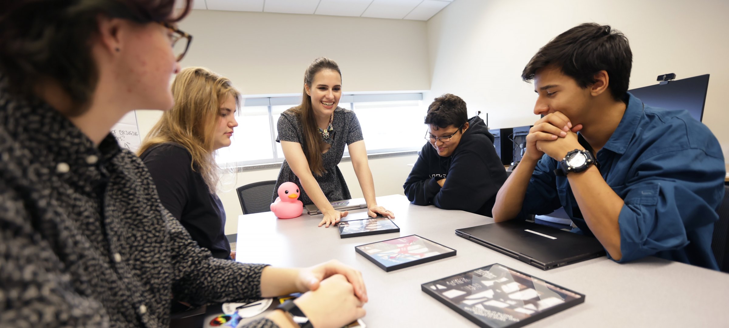 Dr. Briana Bettin teaches an undergraduate computer science class