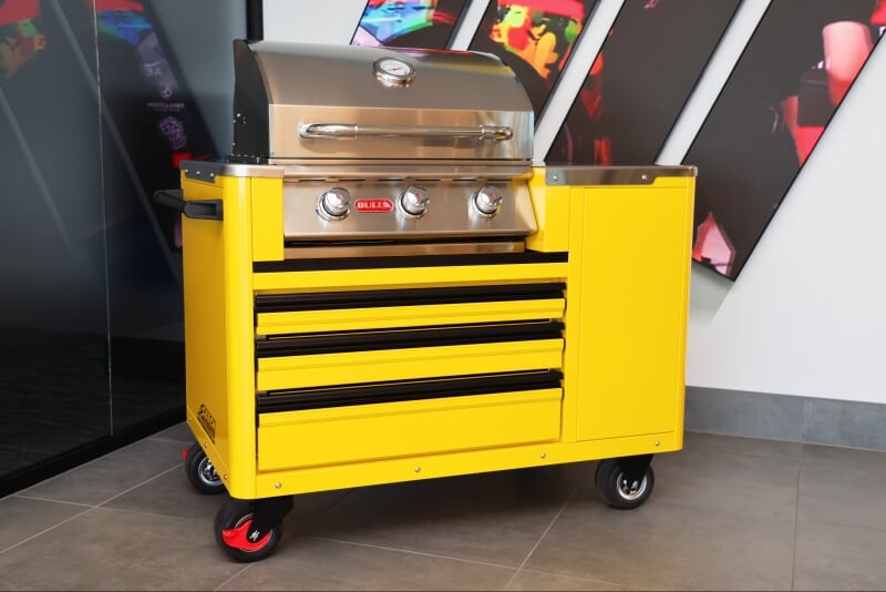 CTech Manufacturing grillcart in bright yellow with shiny chrome details and black wheels