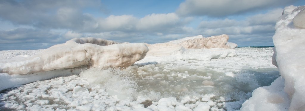 Icebergs on the shoreline of Lake Superior at McLain State Park. Ice caps on Lake Superior.