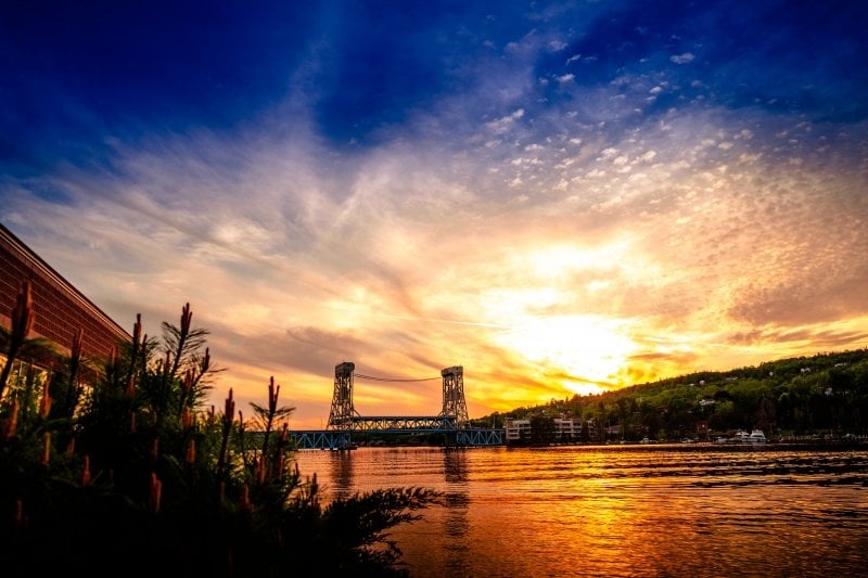 Lift bridge sunset