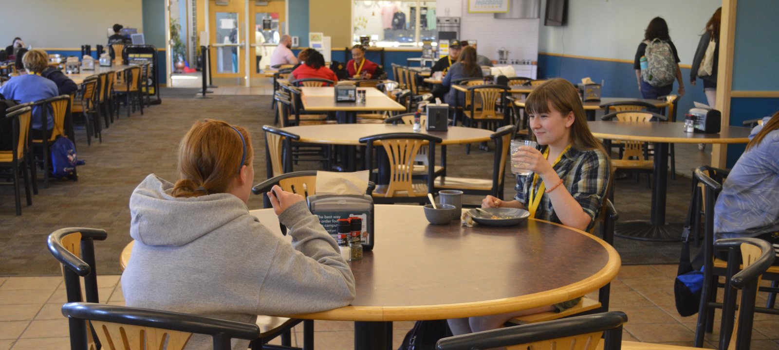 Students eat in the dining hall